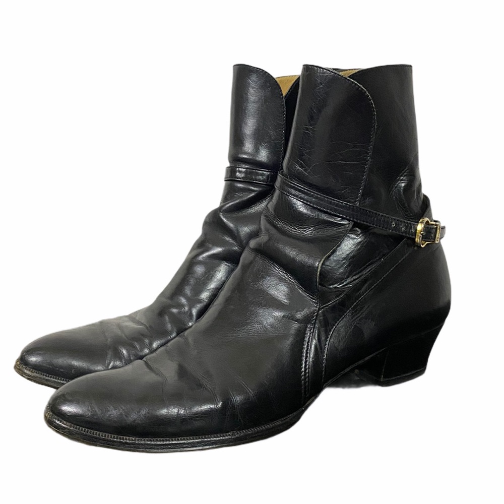 Salvatore Ferragamo heeled black boots gold buckle